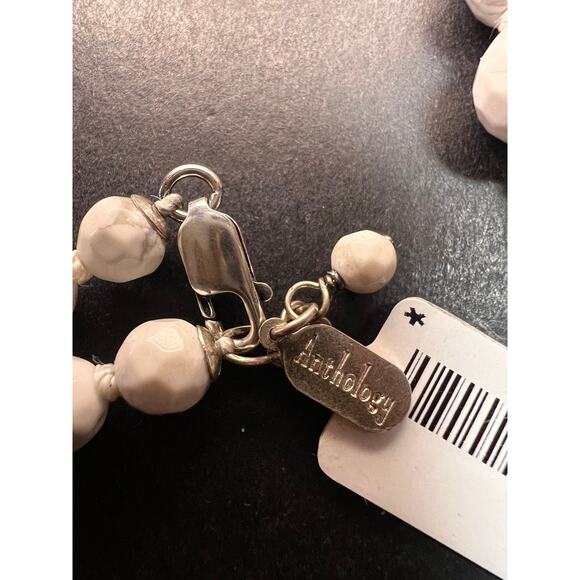 NEW howlite graduated knotted necklace with sterling silver clasp - Picture 3 of 13